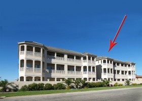 204 Las Palmas Small