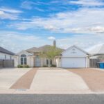 13905hawksnest-1 (Custom)